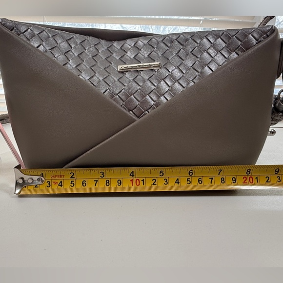 NWT Catherine Malandrino Taupe/Beige Crossbody Bag/ Silver/Metallic Panel - Picture 6 of 8